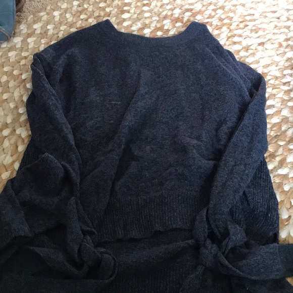 Madewell blue tie sleeve sweater - Picture 2 of 3